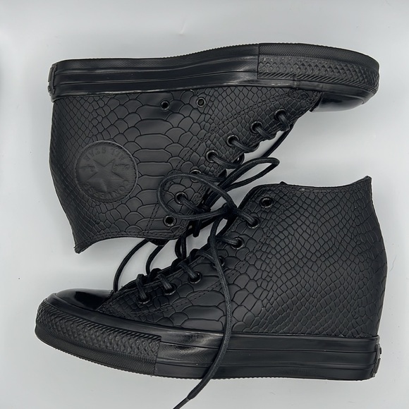 RARE Chuck Taylor All Star Lux Embossed Reptile Mid Top Sneaker Wedges sz7.5 - Picture 6 of 14